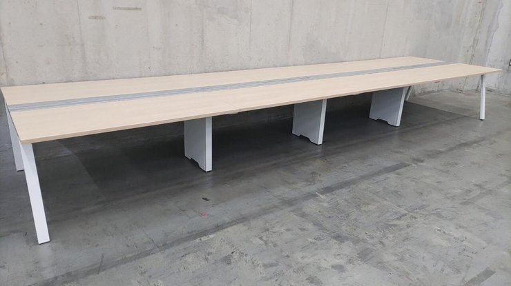 【中古】マニフォールド   オカムラ（okamura） フリーアドレスデスク