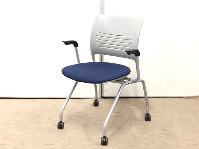 【中古】エレナⅡ   オカムラ（okamura） ネスティングチェア