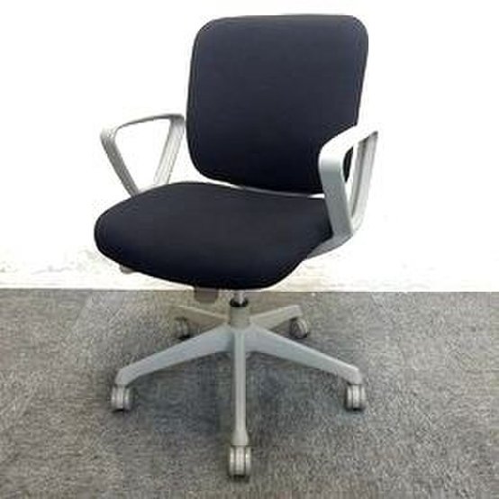 【中古】CG-R   オカムラ（okamura） 肘付ローバックチェア