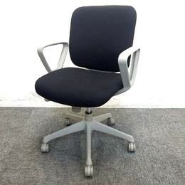 在庫入れ替えセール！【5脚入荷！】今がお得！オカムラ製CG-R　コスト重視のお客様にどうぞ！　