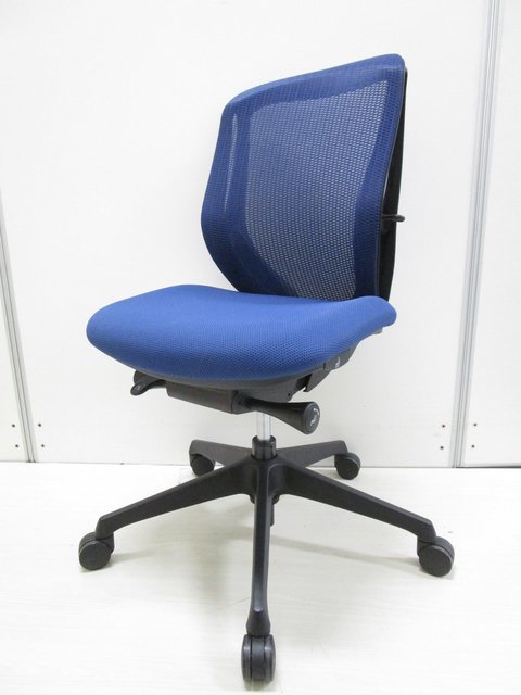 【中古】シルフィー（メッシュ）  C631XR オカムラ（okamura） 肘無ローバックチェア