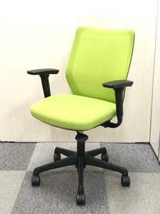 【コスパの良いメッシュチェア！】
シンプルなデザインで使いやすい！
オカムラ/CG-M/ライトグリーン