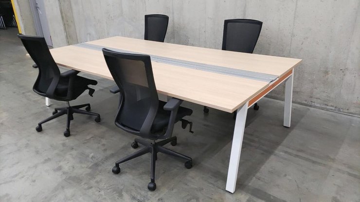 【中古】マニフォールド   オカムラ（okamura） フリーアドレスデスク