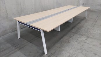 【2018年製！！大量入荷！！広く使える横幅4200ｍｍ！！6人用におすすめ！！レイアウト作成もご相談下さい！！】【倉庫在庫品】■マニフォールド■オカムラ