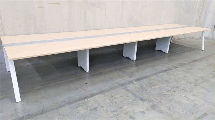 【中古】マニフォールド   オカムラ（okamura） フリーアドレスデスク