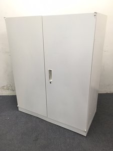 【4台入荷】美しいホワイトカラー程よい高さのA4対応書庫※3段収納可能◆内田洋行製