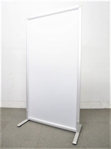 【ちょっとした間仕切りに！】■自立式パーティション　乳白色樹脂パネル