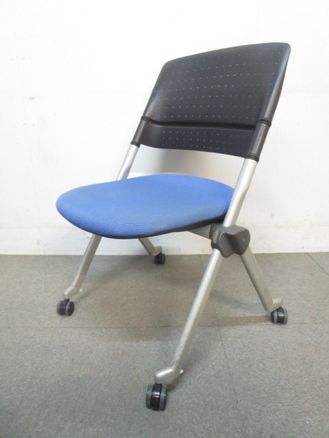 【中古】リータ  H162ZC FX29 オカムラ（okamura） スタッキングチェア