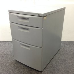 使い勝手抜群の定番3段ワゴンが入荷致しました！【増員対策】