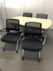 【尼崎店限定価格！！】ミーティングテーブルとブラックカラーのチェア4脚セットで、お得です！！【関西在庫数ナンバーワン・尼崎店】