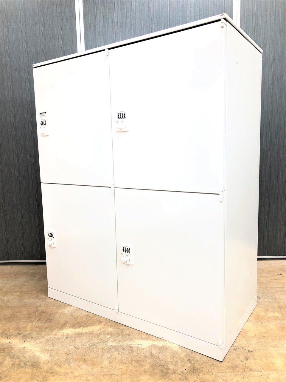 【限定2台】モバイルワーカー必須！天板付きのダイヤル式の収納家具【中古】【オフィス家具】【東京】【大阪】【愛知】【岐阜】【長野】【滋賀】
                        レクトライン 
                                    中古
            