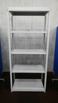 イトーキの軽量ラックが久しぶりに16台 入荷致しました。①　注)呼称W900/D450　実寸W940/D470　天地5段　耐荷重：段/150kg　ボルトレスなので組立も簡単！ 
※マテハン本舗の中古商品は、千葉県柏市に在庫がございます。