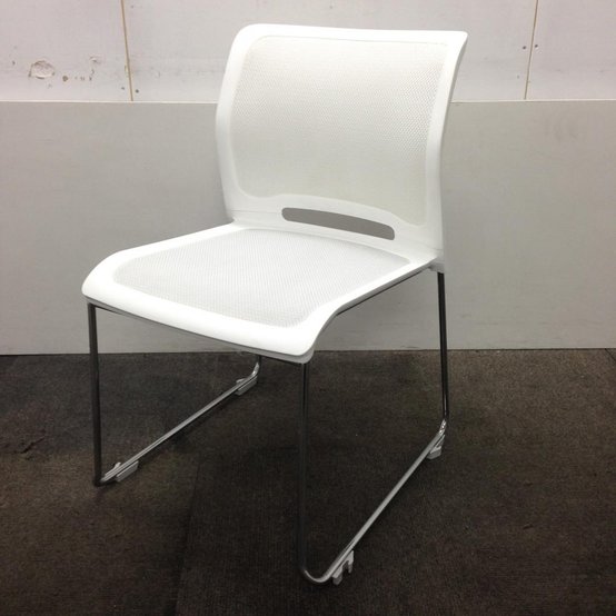 【中古】カラベル   コクヨ（KOKUYO） スタッキングチェア