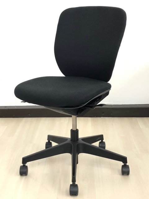 【中古】プラオ   イトーキ（ITOKI） 肘無ローバックチェア