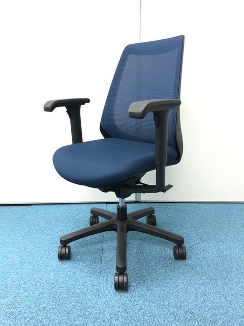 【中古】ノナ  KZ-330JB-T1B2 イトーキ（ITOKI） 肘付ミドルバックチェア