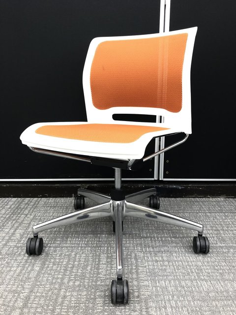 【中古】カラベル  CRS-M640N コクヨ（KOKUYO） ミーティングチェア