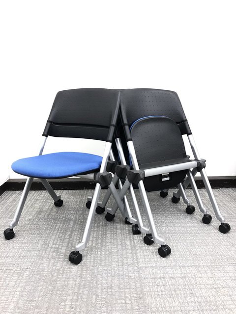 【中古】リータ   オカムラ（okamura） ネスティングチェア