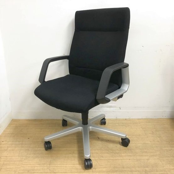 【中古】マネージメント 320  CR-G321 コクヨ（KOKUYO） 肘付ハイバックチェア