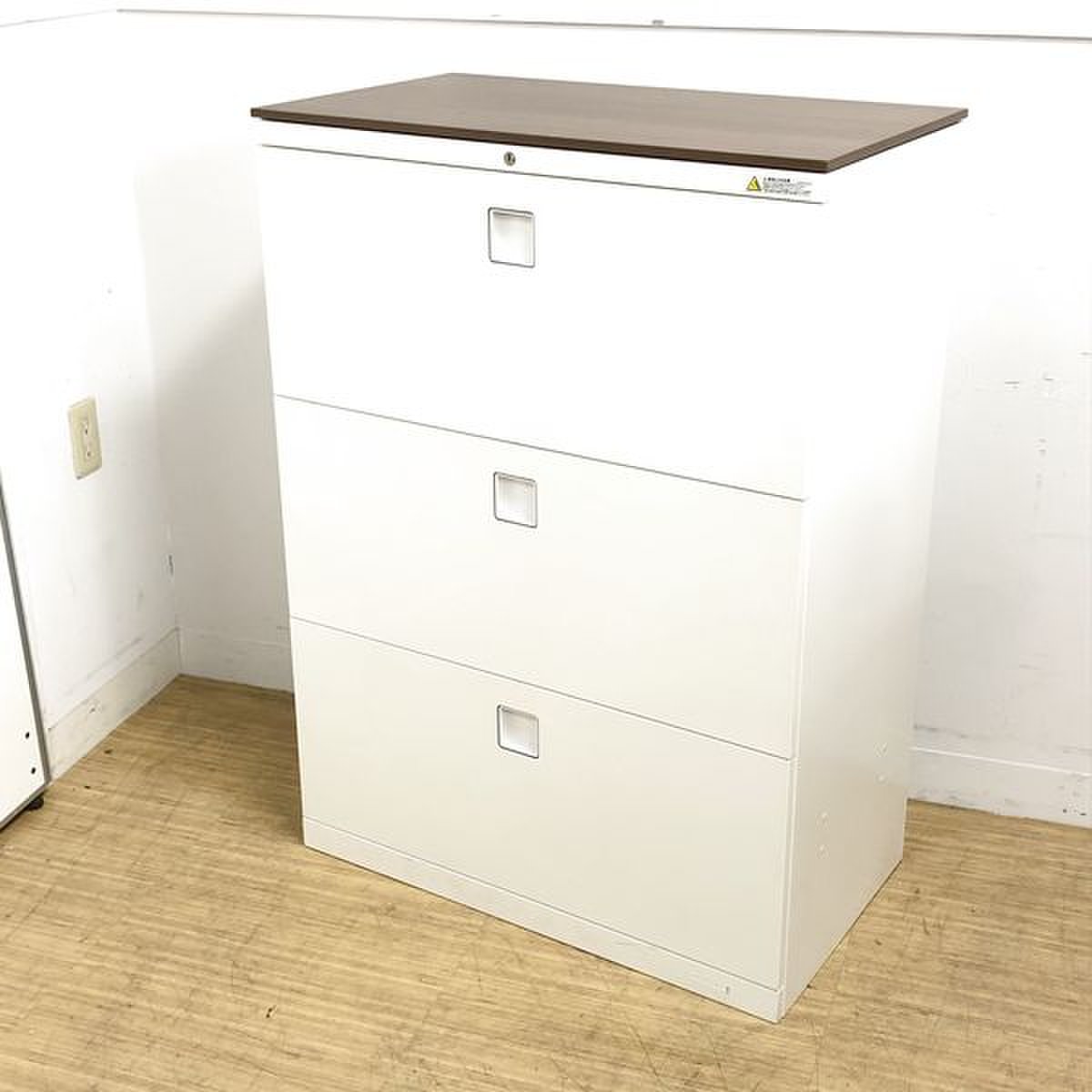 ワンランク上の上質空間を　オカムラ【レクトライン】ネオウッドダーク天板
                        レクトライン 
                                    中古
            