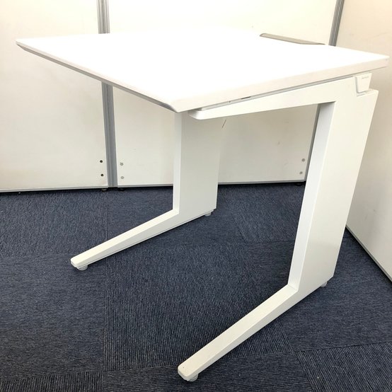 【中古】その他シリーズ  オカムラ（okamura） 平机