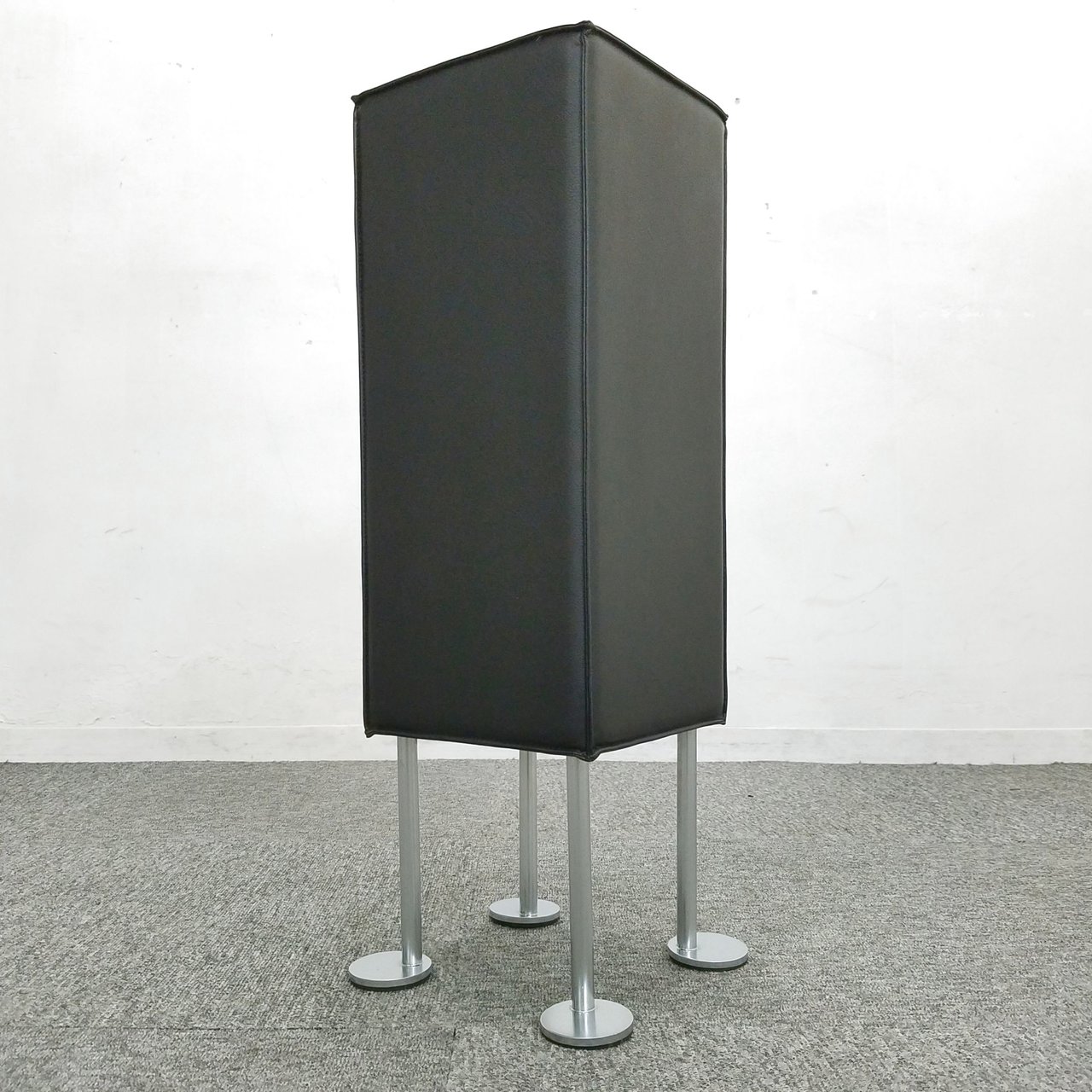 【1台限定】コミュニケーションスツール入荷！中古　スツール　おしゃれ　お洒落　シンプル　ハイタイプ　内田洋行
                        SQスツール
                                    中古
            