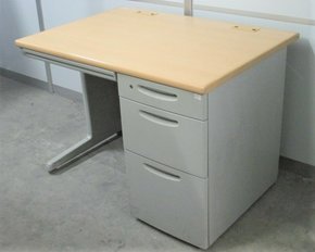 【ナチュラルカラー入荷！】■オカムラ製　片袖デスク　W1200mmタイプ【おつとめ品】