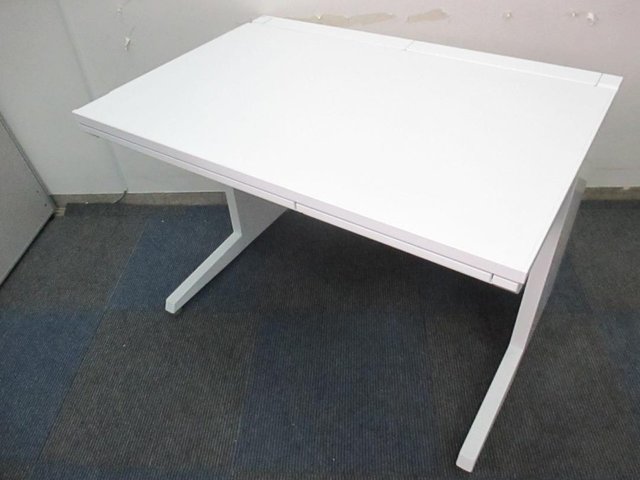 【中古】アドバンス   オカムラ（okamura） 平机