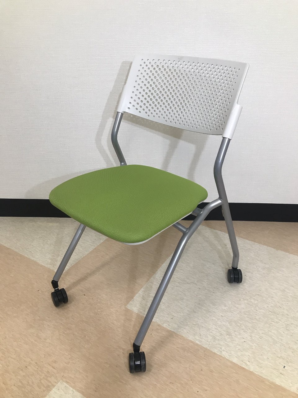 UCHIDA（内田洋行）/キャスター/グリーン/会議 【中古品】【新大阪】【北区】【淀川区】【北摂】【起業】
                        FM-265シリーズ 
                                    中古
            