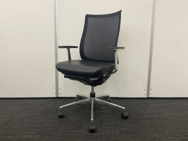 【レアな座面レザータイプ】固定肘/ベゼル/KOKUYO/レザー/アルミポリッシュ