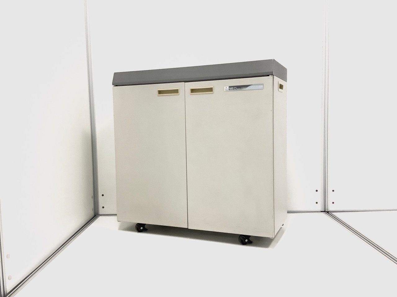 【明光商会】コストパフォーマンスに優れた業務用シュレッダー！
                        ID231RP
                                    中古
            