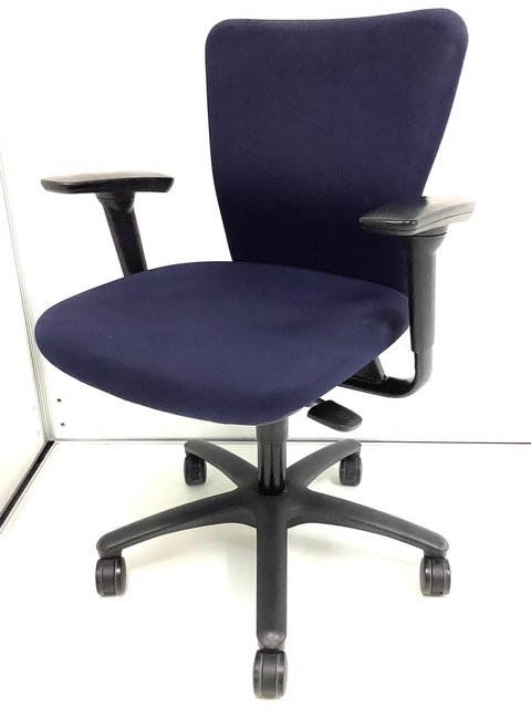 【中古】カロッツァ  CK94ZR-FS19 オカムラ（okamura） 肘付ローバックチェア