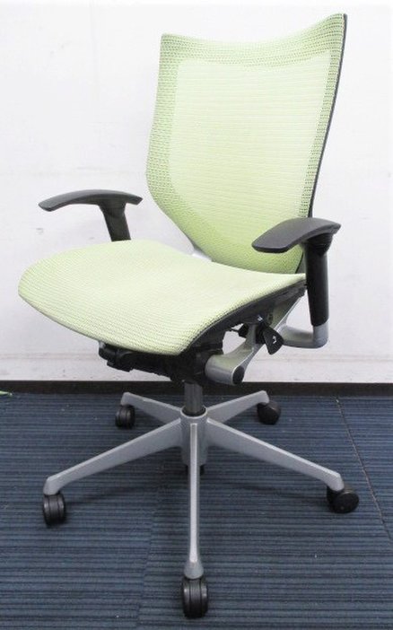 【中古】バロン   オカムラ（okamura） 肘付ローバックチェア