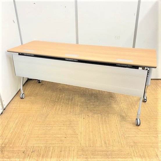 【中古】インターアクトNT  81B4MB オカムラ（okamura） スタックテーブル(長机/折りたたみ/会議用)