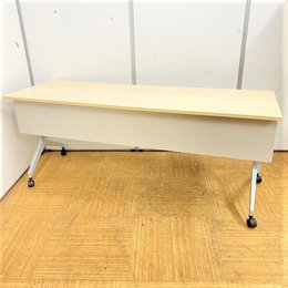 【6台入荷】ワイドサイズの平行スタックテーブル！！　流行のナチュラル（木目）カラー！！幕板付きで女性も安心