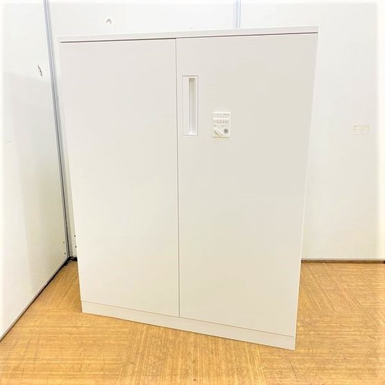 【中古】エディア   コクヨ（KOKUYO） ローキャビネット／両開き