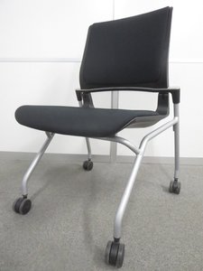 【快適で長時間利用にもオススメ！】■コクヨ製　オルディナシリーズ　ネスティングチェア　ブラック