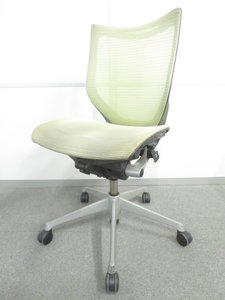 【見た目を気にしなければお買い得！】※座面に破れあり！■バロンチェア　ピスタチオグリーン（背座メッシュ）■※擦りキズ・色あせ・落ちない汚れあり【おつとめ品】