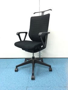 【シンプルで使いやすい】操作レスで体格にマッチします！イトーキ製エピオスチェア/サークル肘