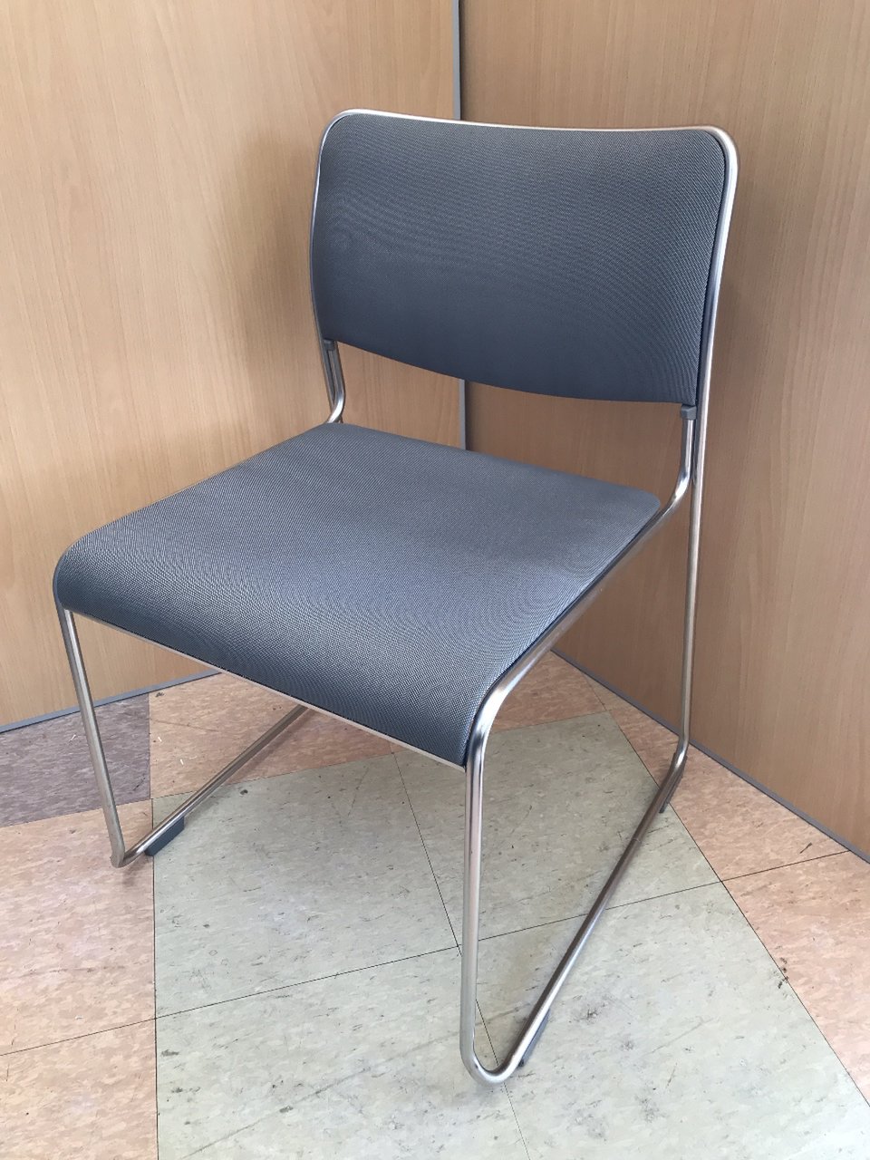 【ウチダ】【スタッキングチェア】【収納】【グレー】【※大量購入の場合はお早めに】
                        ST-181
                                    中古
            