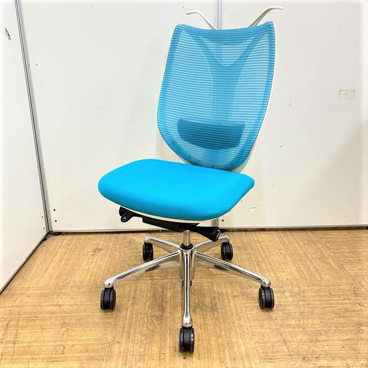 【限定2脚】専門業者によるクリーニング済みチェア【オカムラ製】
                        サブリナ 
                                    中古
            