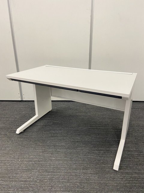 【中古】CZR   イトーキ（ITOKI） 平机