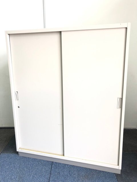 【中古】シンライン   イトーキ（ITOKI） ローキャビネット／引き違い