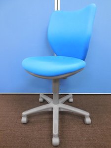 【法人企業様に人気！】
ローコストなのにクッション厚め！
■アイリスチトセ/ブルー