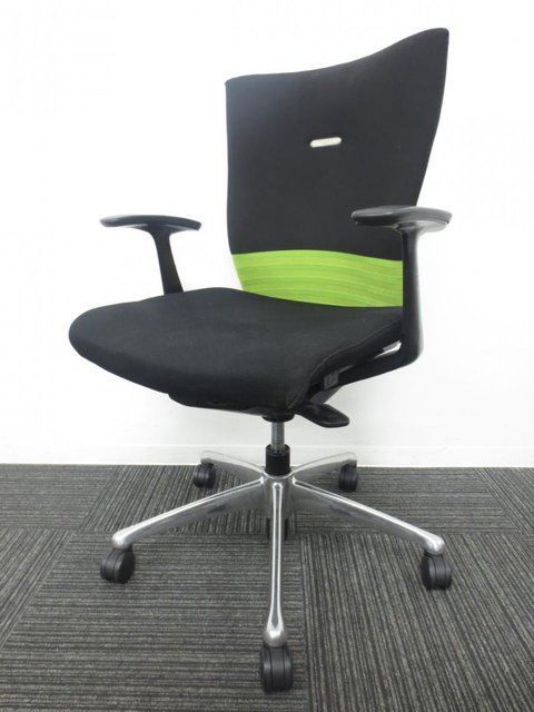 【中古】フィーゴ   オカムラ（okamura） 肘付ローバックチェア