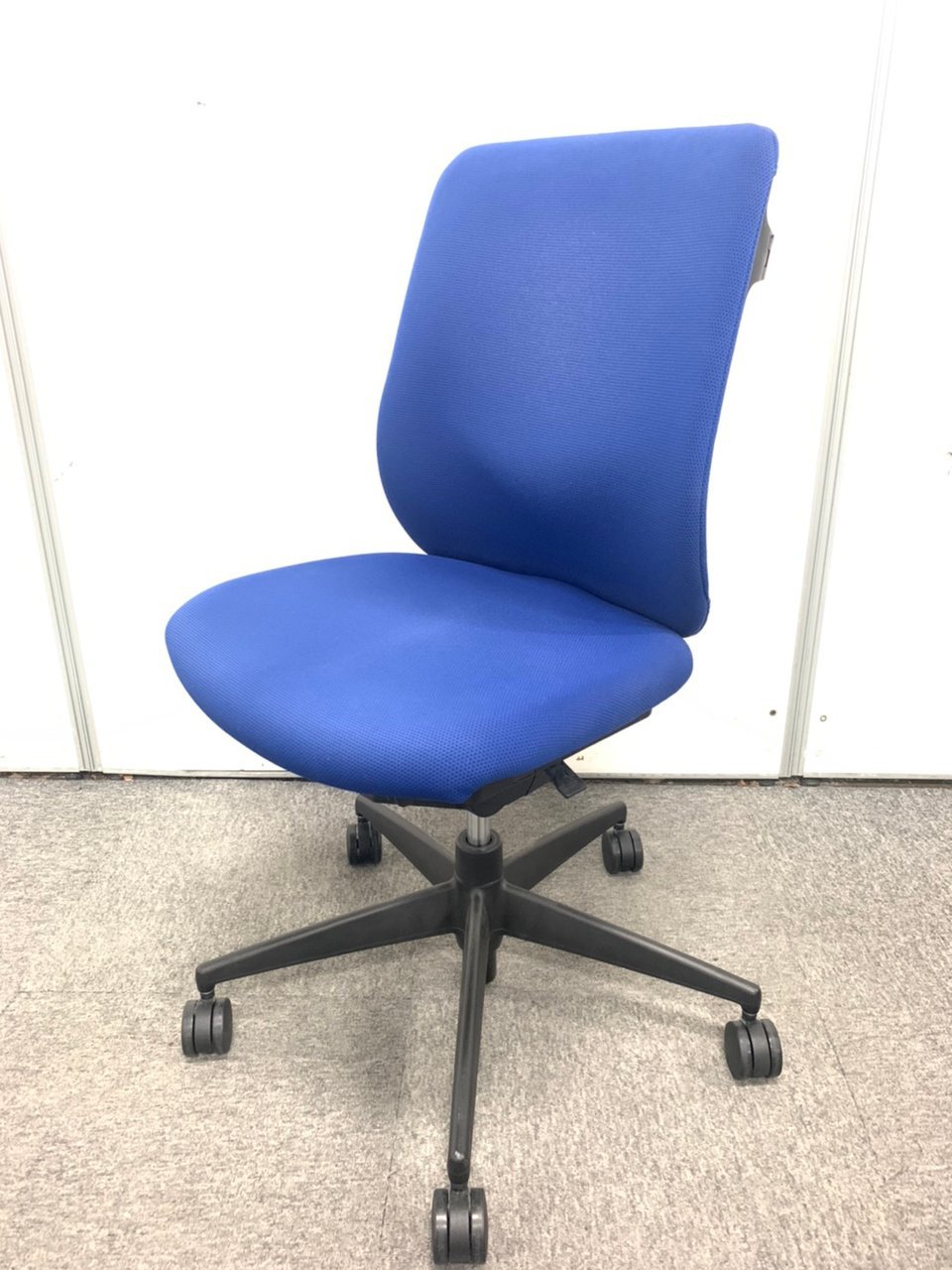 ロット入荷｜まとめての入れ替えや拠点開設時にオススメ！｜コクヨ　ベルガー｜ブルー
                        ベルガー 
                                    中古
            