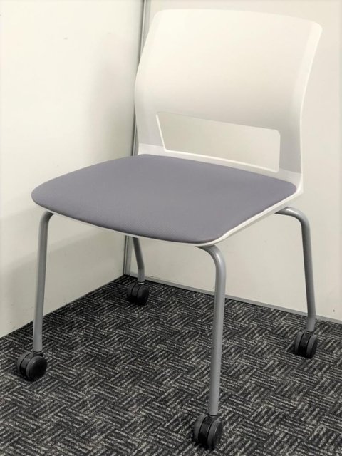 【中古】160シリーズ   コクヨ（KOKUYO） スタッキングチェア