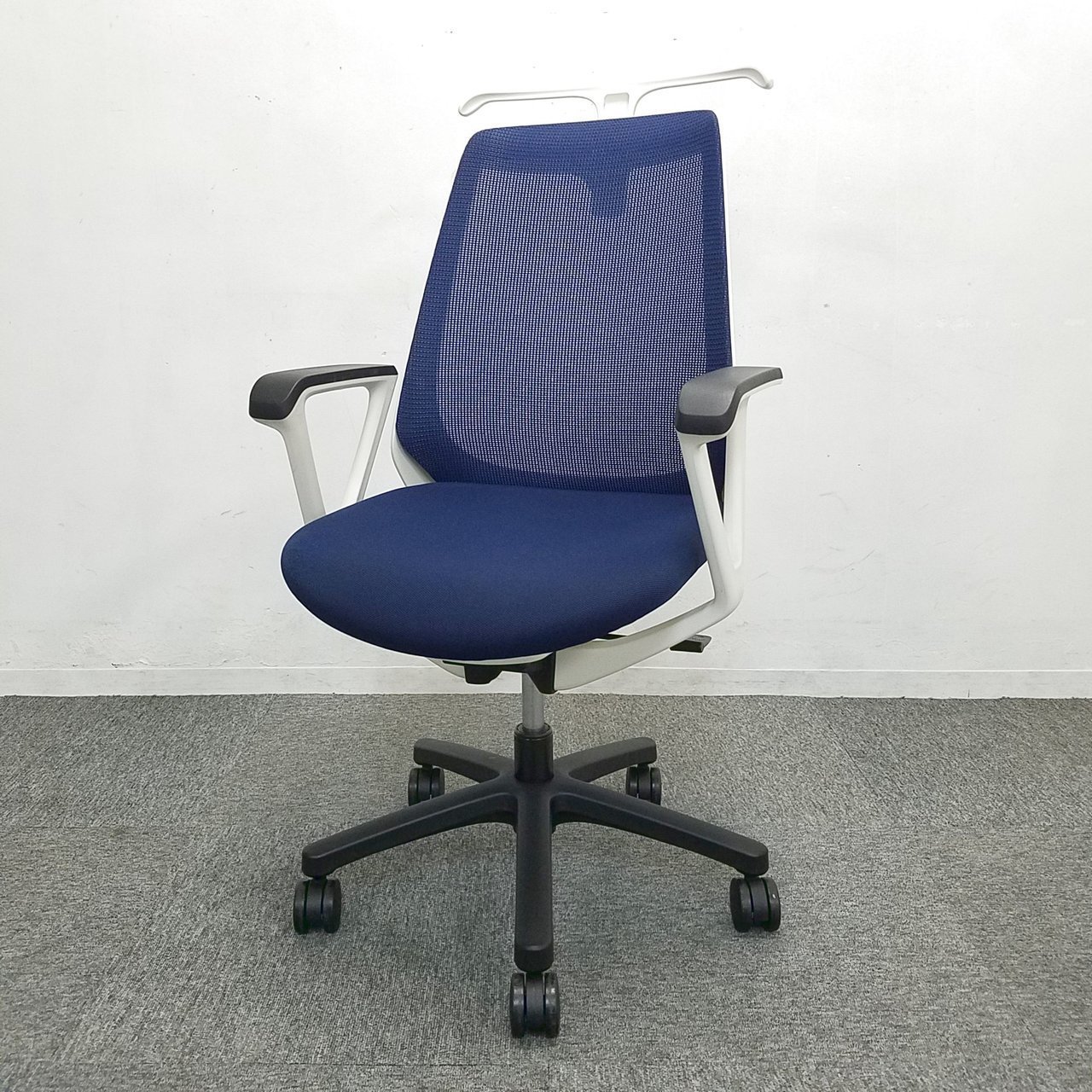 【コストパフォーマンス商品】イトーキのノナチェア入荷！一流メーカーのハイバックチェア！【背面メッシュ素材でつうき通気性抜群】
                        ノナ 
                                    中古
            