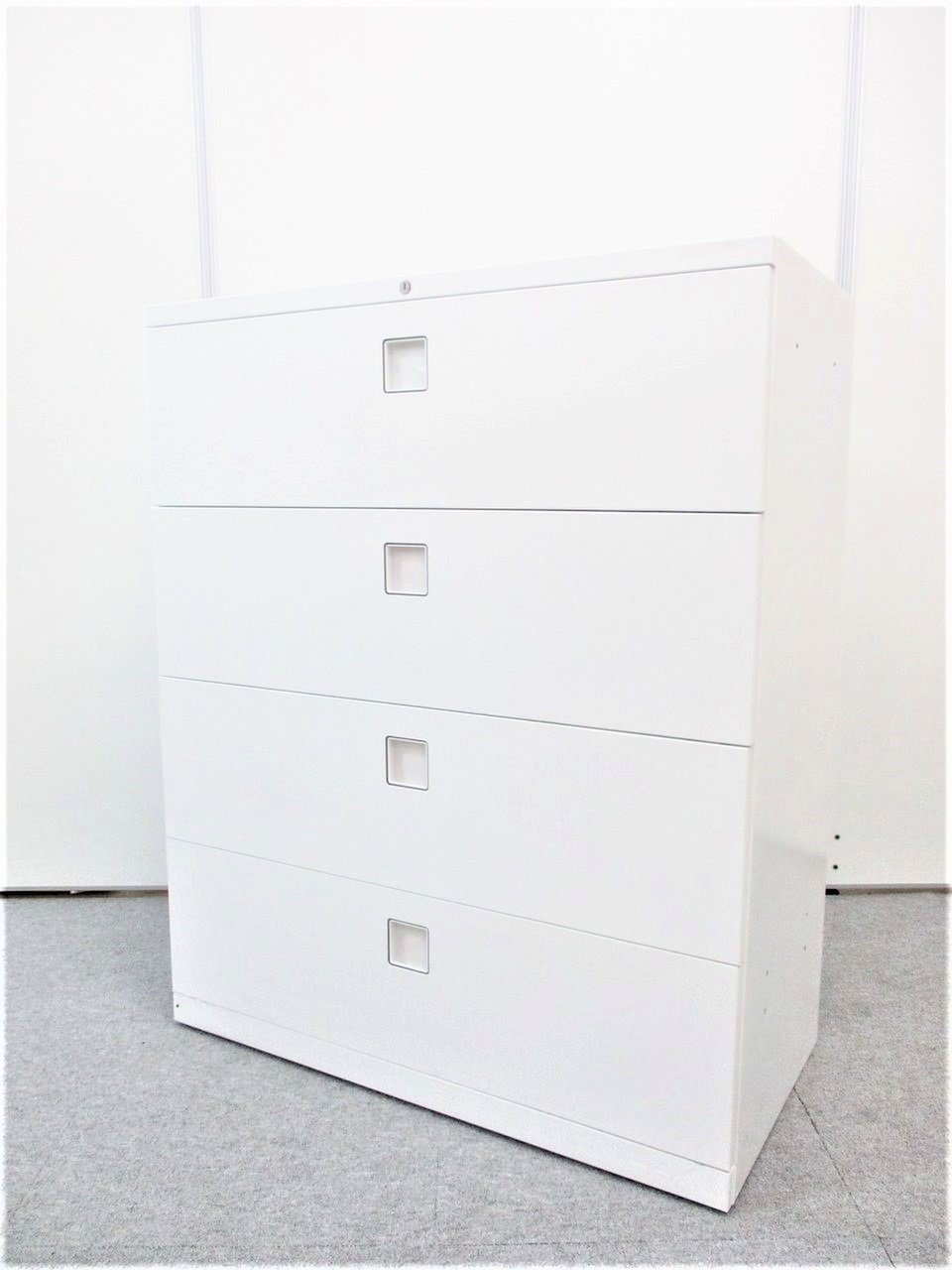 【レア】人気シリーズの4段ラテラル書庫入荷！
                        レクトライン 
                                    中古
            