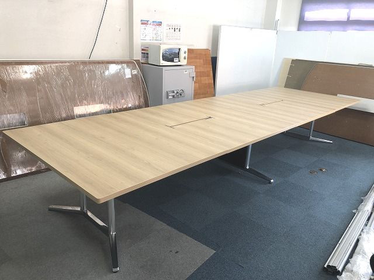 【新木】【定価約50万円！！大型テーブルの人気シリーズの入荷です！！超オシャレ！！】■オカムラ■ラティオⅡ
                        ラティオⅡ 
                                    中古
            