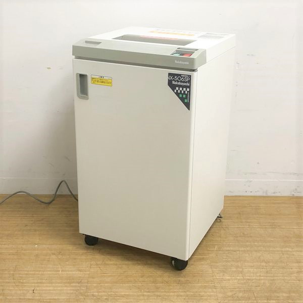 A3対応　ダブルカット方式　ナカバヤシ製　NX-506SP
                        NEOX21 シュレッダー 
                                    中古
            